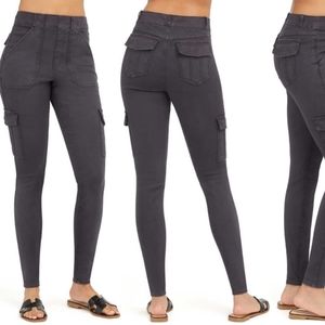 Spanx stretch twill ankle cargo pants M